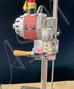 Lightning Powermatic Straight Knife Cutting Machine