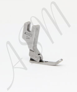 Hinged Narrow Split Toe Foot